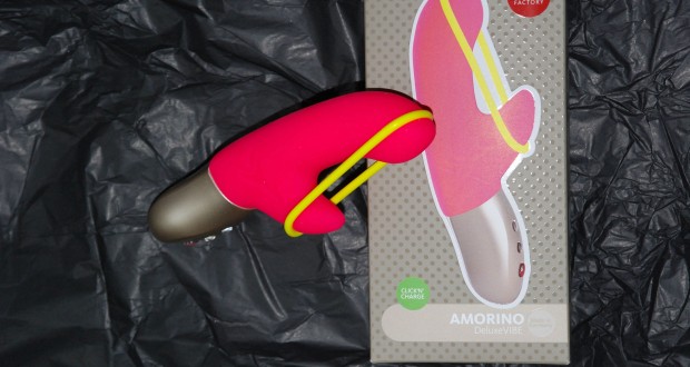 AMORINO DeluxeVIBE – Der knallige Vibrator für die Handtasche