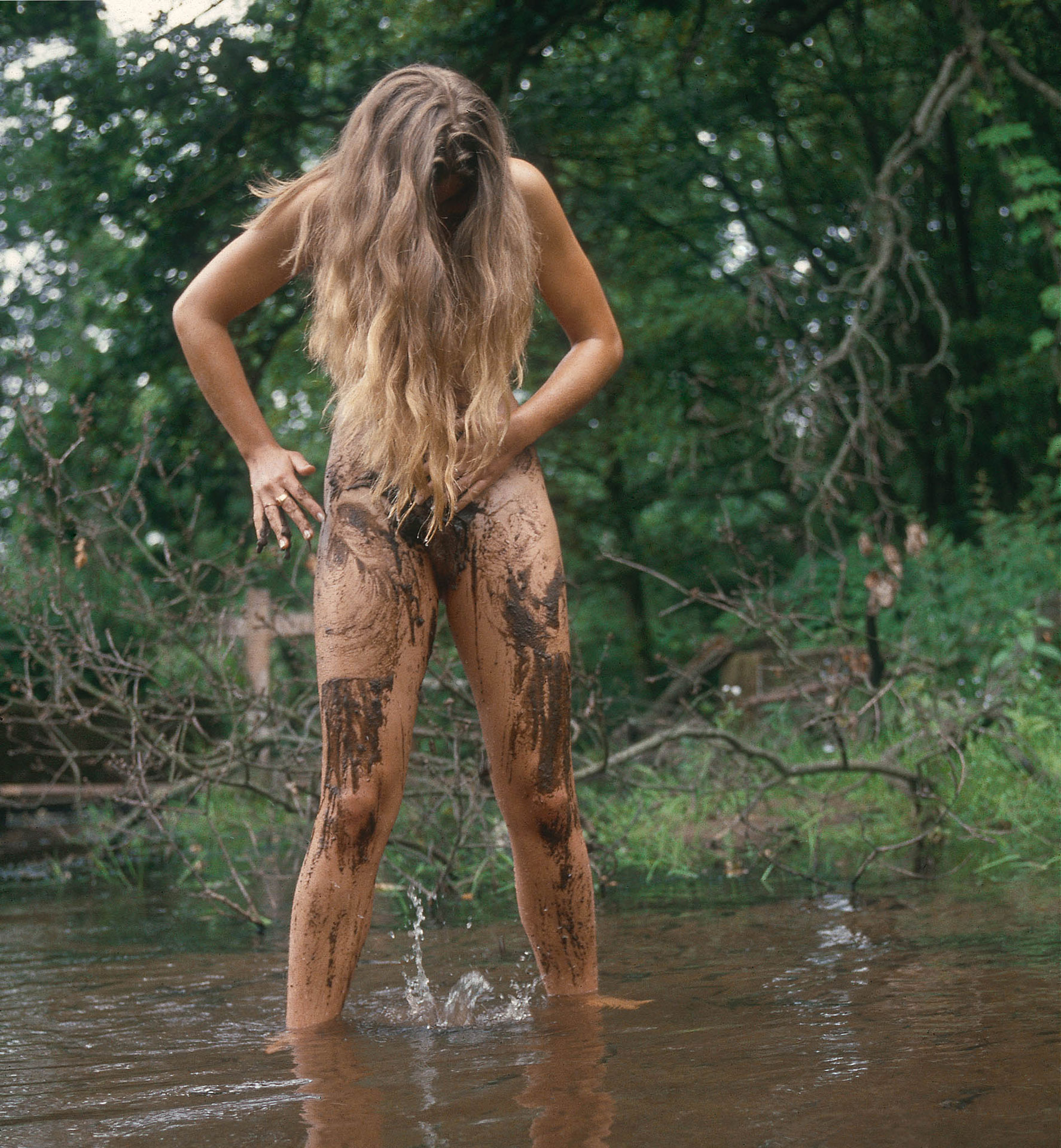 Frauen jeden alters nackt am see